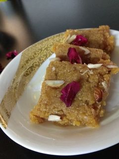 સુખડી રેસીપી મુખ્ય ફોટો