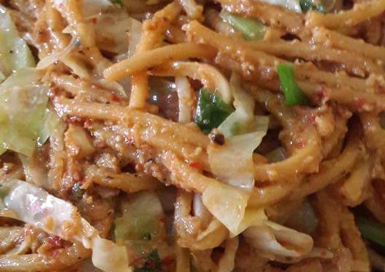 Resep Mie gomak bumbu kacang Super Enak