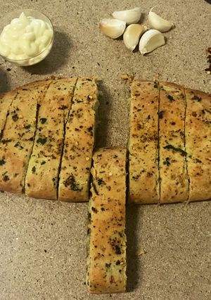 A picture of Cheesy garlic bread recipe or Garlic cheese bread.