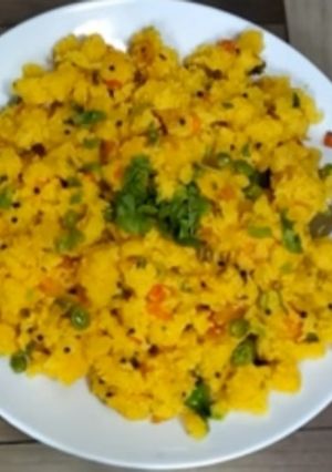 Rava Upma रेसिपी मुख्य फोटो