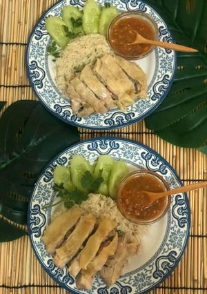 A picture of How To Make THE BEST Thai Street Food Chicken Rice • Thai Chef Food.