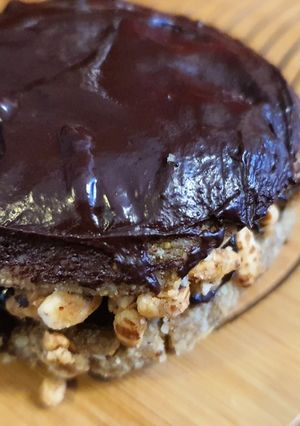 Una foto de Alfajor de cajú raw y limón orgánico