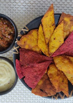 A picture of Dual flavour Nachos.