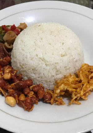 Foto resep Nasi uduk rice cooker