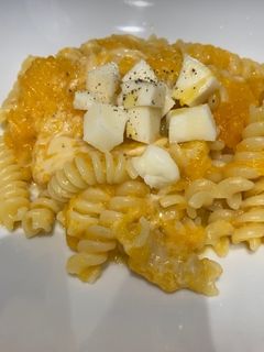 Foto di Fusilli con Zucca e Scamorza Affumicata