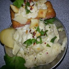 A picture of Mash potato dip.