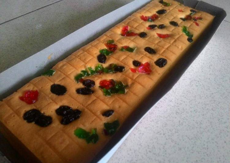 Bolu fruitmix putih telur