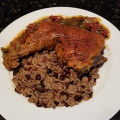 A picture of Cuban-Style Chicken & Rice.