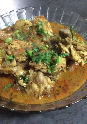 A picture of South Indian Chicken Curry.