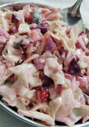 A picture of Cream salad.
