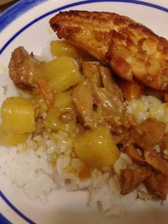 香煎雞肉咖哩飯 的食譜成品照片