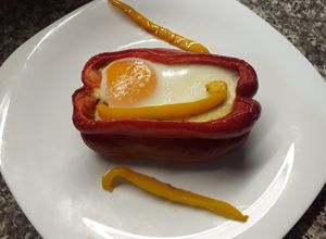 Una foto de Morrones rellenos