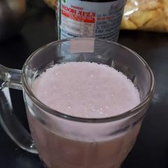 Rose water shake A picture of Rose water shake.