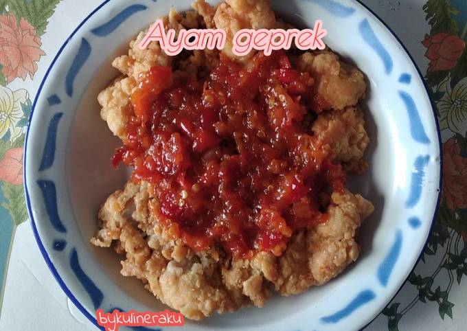 Resep Ayam Geprek oleh Kuliner Aku - Cookpad