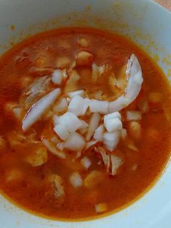 Una foto de Garbanzos con pollo. ॐ
