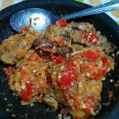A picture of Ayam kampung geprek limau kuit.