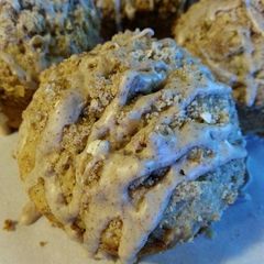 A picture of Cinnamon Streusel Zucchinni Muffins.