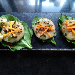 A picture of Steamed stuffed sooji pattice.