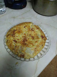 Una foto de Tortilla de patatas con jamón