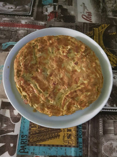 Una foto de Tortilla de espárragos con jamón