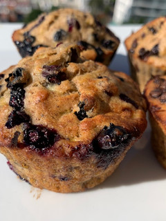 Una foto de Muffins de chocolate y blueberry