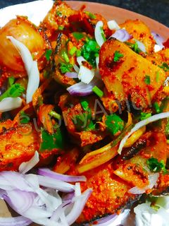 तंदुरी आलू (Tandoori Aloo recipe in marathi) रेसिपी चे मुख्य फोटो