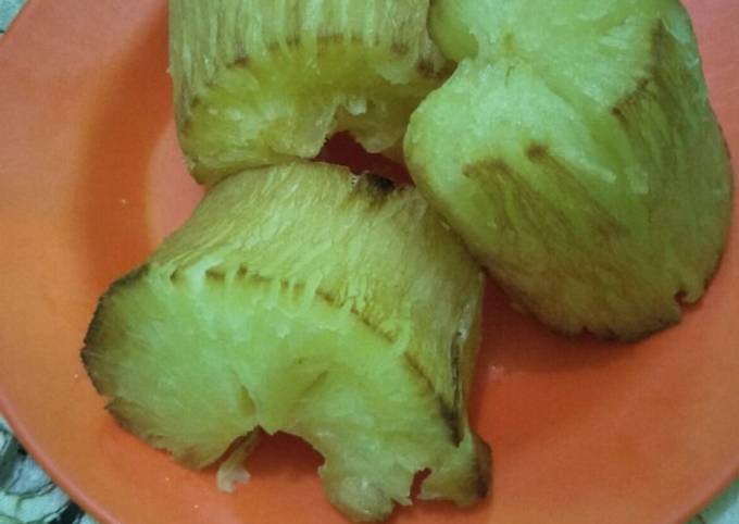 Bagaimana Membuat Singkong keju melepuh yang Enak