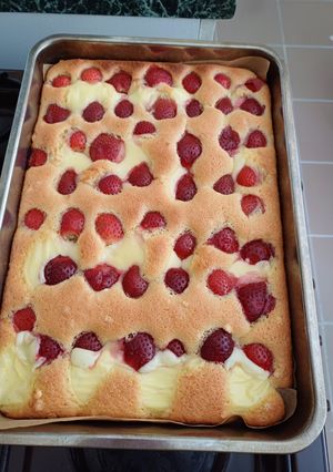 Epres pudingos süti recept fotója