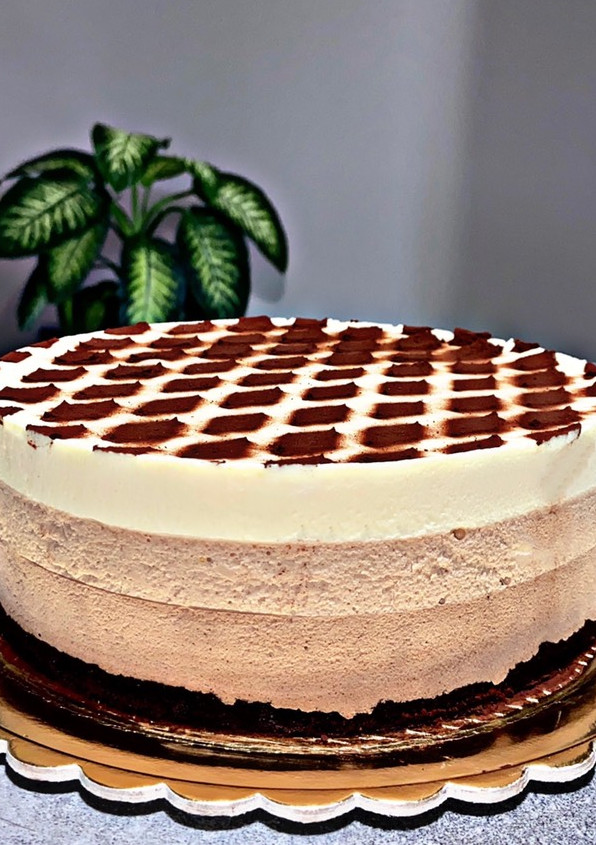Foto di Torta ai 3 cioccolati 🤍🤎🖤