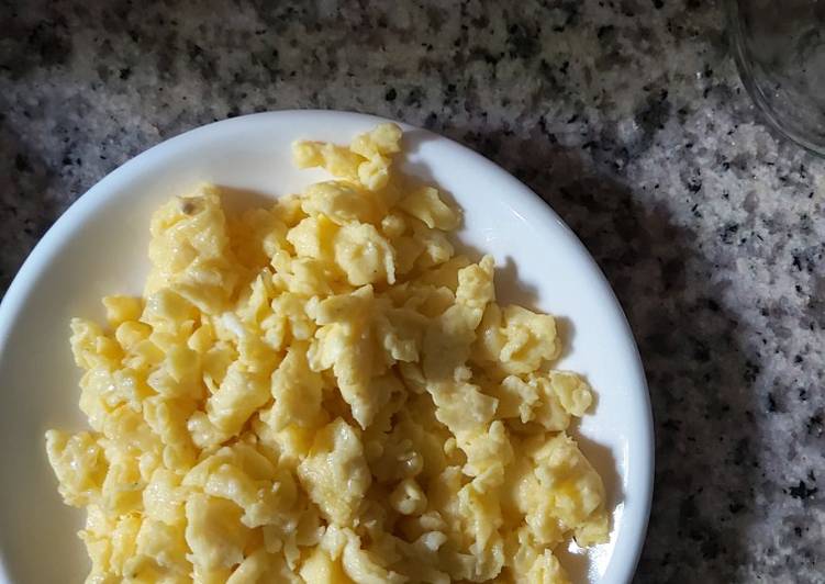 makanan Scrambled egg yang pingin nambah
