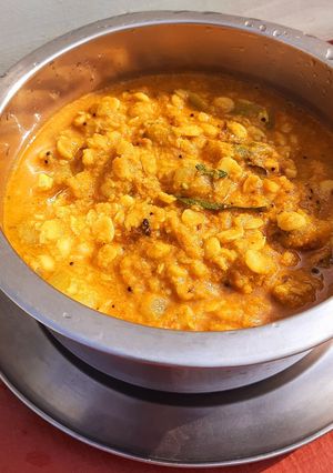மொச்சை சுரைக்காய் கூட்டு(suraikkai koottu recipe in tamil) செய்முறை முக்கிய புகைப்படம்