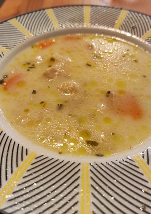 Tárkonyos csirkeragu leves recept fotója