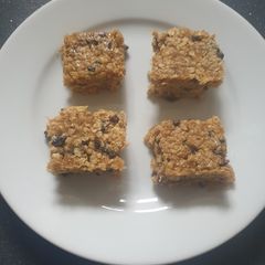 Currant flapjack A picture of Currant flapjack.