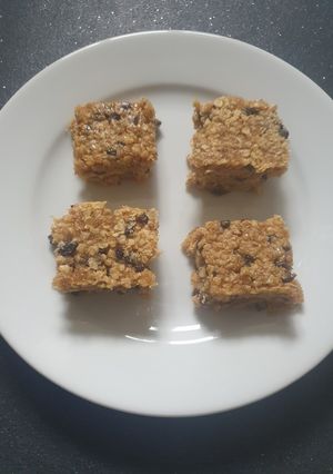 A picture of Currant flapjack.