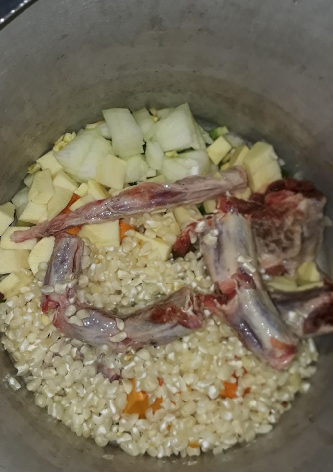 Una foto de Colita de vaca a olla presión (o olla común)