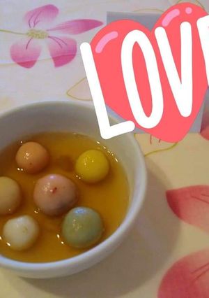 A picture of Warm Five-Color Tangyuan.