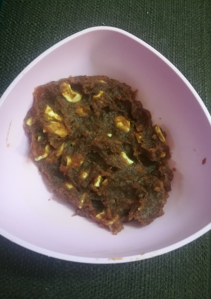 A picture of Dates halwa.
