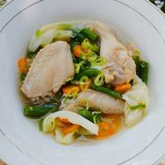รูปของ Sop Ayam (tersimple anak kos) instagram : @spicecraft02