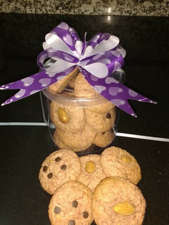 A picture of Strawberry Oats Cookies.