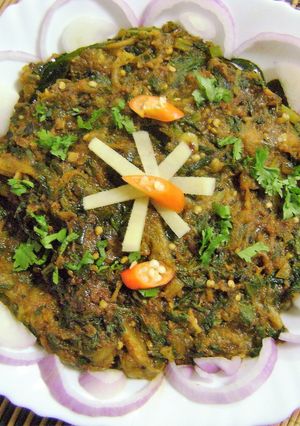 A picture of Palak Baingan Bharta.