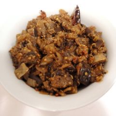 A picture of Eggplant Masala.