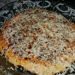 A picture of Handwo pizza.