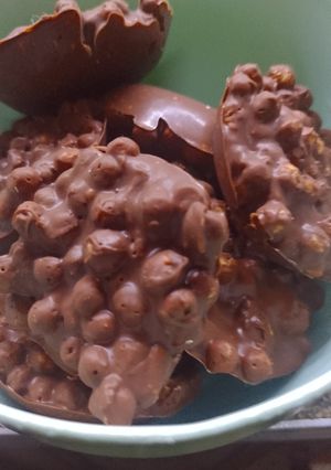 Una foto de Bocaditos de chocolate con quinoa y nueces