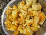 Papas al horno (roast potatoes)