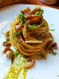 Spaghetti Calamari Pesto di Pistacchi Finocchietto Limone e Pepe
