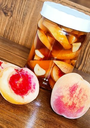 عکسی از دستور ترشی شلیل