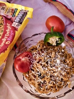 चीज़ी मसाला मैगी (cheese masala maggi recipe in Hindi) रेसिपी मुख्य फोटो