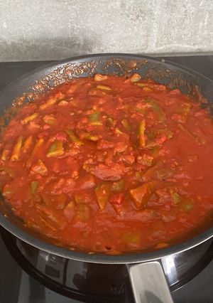 Una foto de Judías verdes plana con tomate frito receta dulce