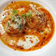A picture of Paneer Malai kofta.