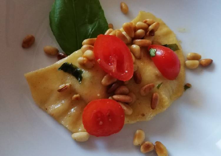 Simple Way to Make Perfect Gefüllte Mini-Teigtaschen (Ravioli)
